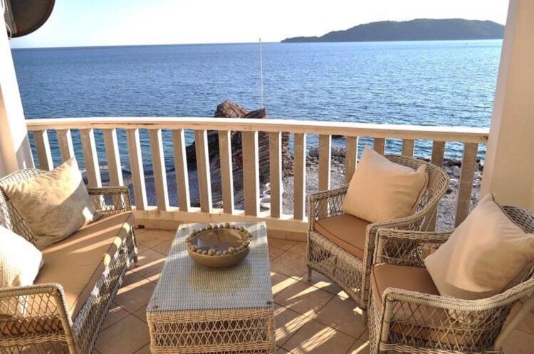 Beach Apartment Rafailovici Exterior photo